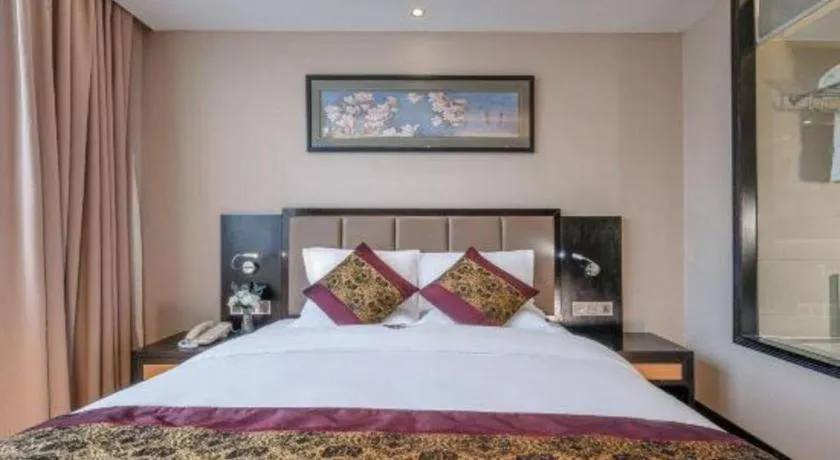 Bed in Nanning Yongjiang Hotel