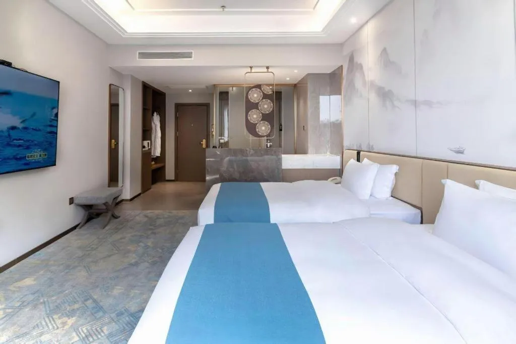 Bed in Nanning Yongjiang Hotel