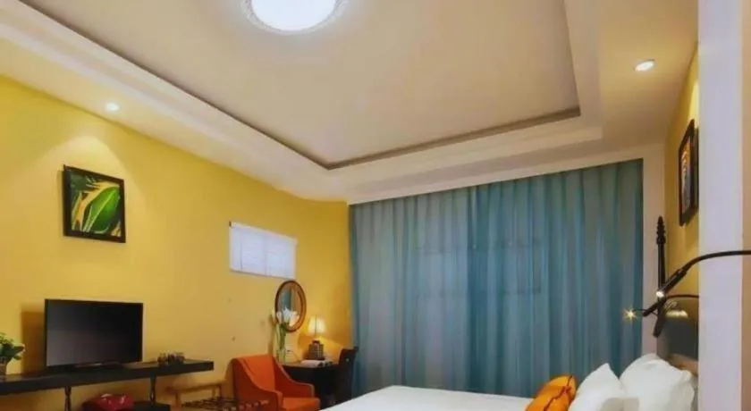 Bed in Hotel Des Arts – The Noble