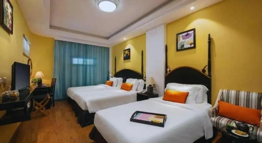 Bed in Hotel Des Arts – The Noble