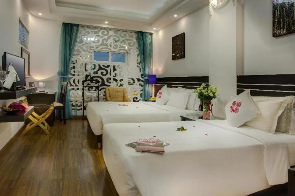 Hotel Des Arts – The Noble