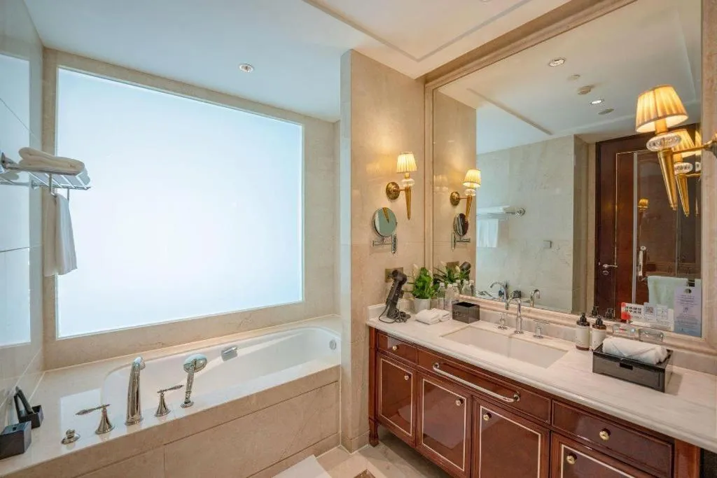 Dongwu New Century Grand Hotel Huzhou