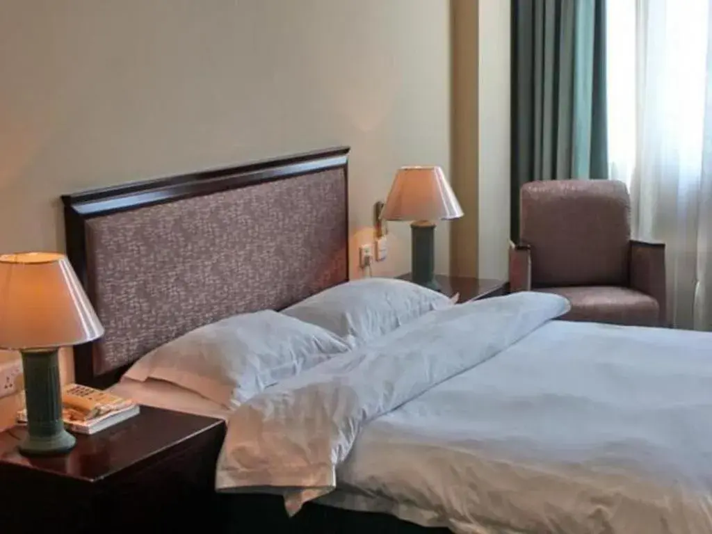 Bed in Traders Inn Brunei Bed in Traders Inn Brunei
