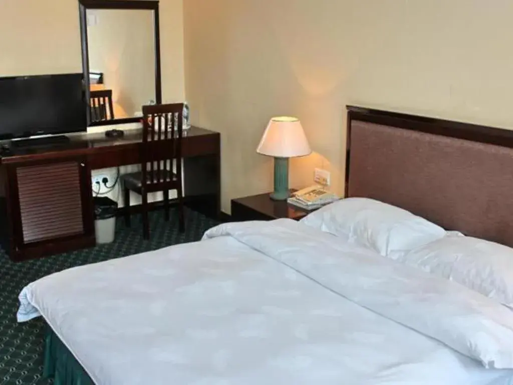 Bed in Traders Inn Brunei Bed in Traders Inn Brunei
