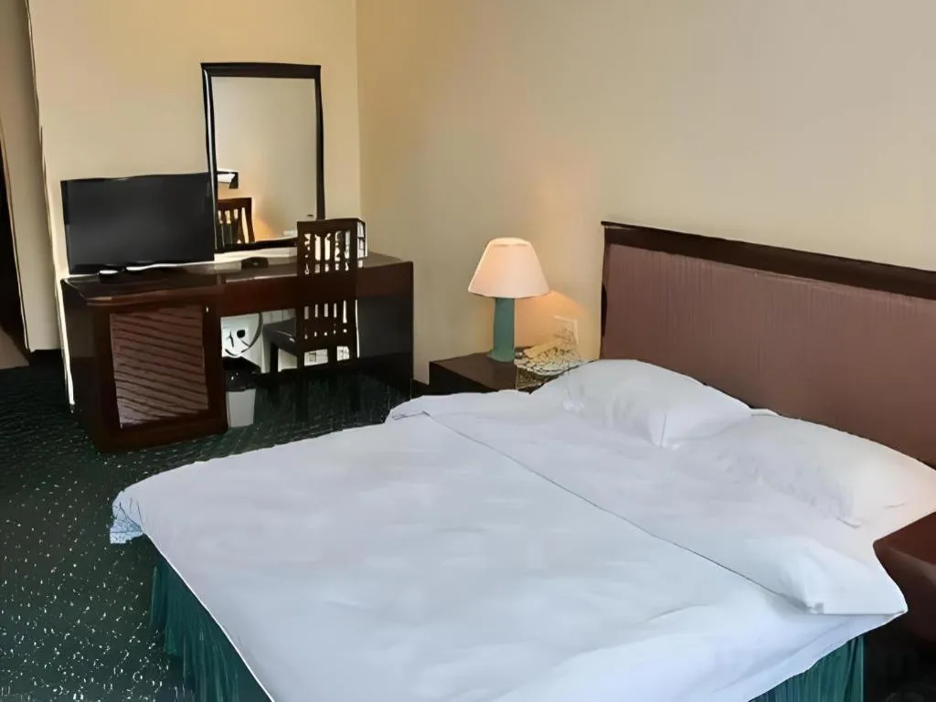 Bed in Traders Inn Brunei