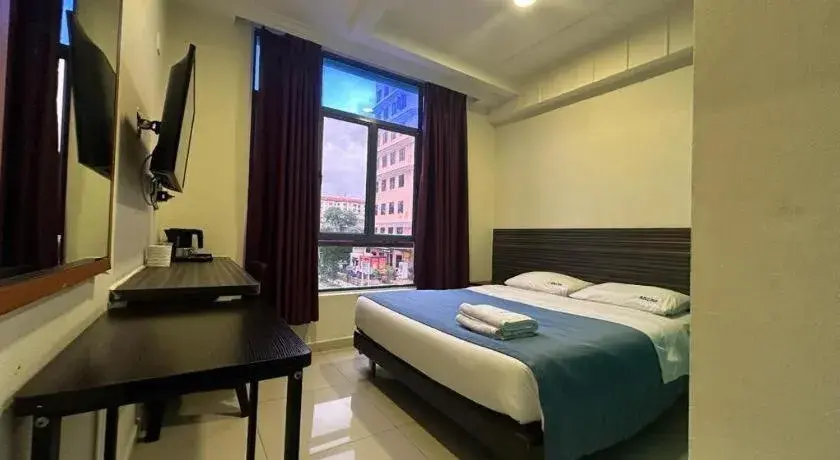 Bed in Darlene Hotel Bed in Darlene Hotel