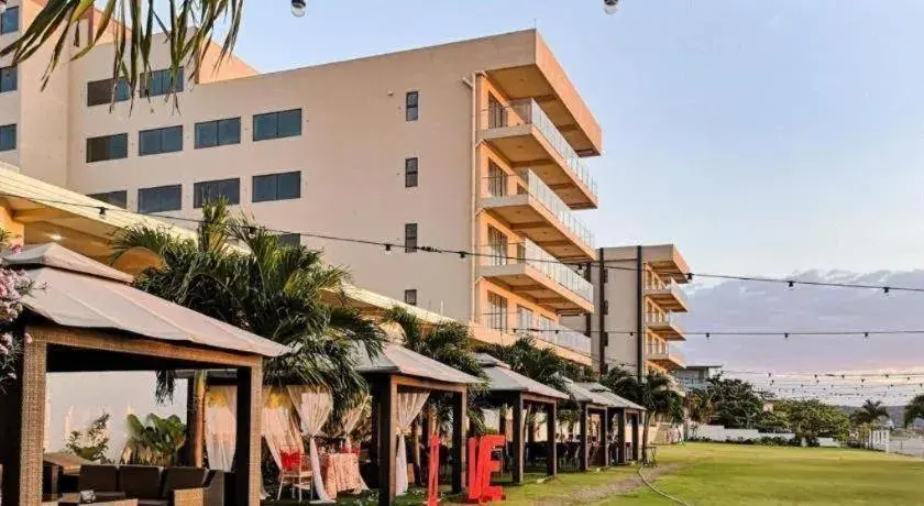 Awesome Hotel Awesome Hotel