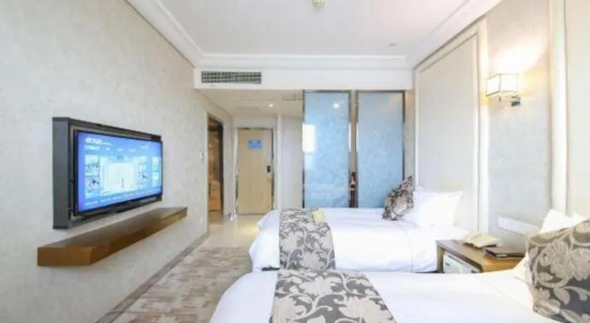 Bed in Nanjing Grand Da Qiao Hotel