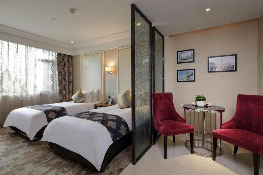 Bed in Nanjing Grand Da Qiao Hotel