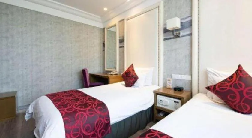 Bed in Nanjing Grand Da Qiao Hotel