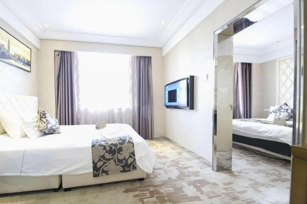 Bed in Nanjing Grand Da Qiao Hotel