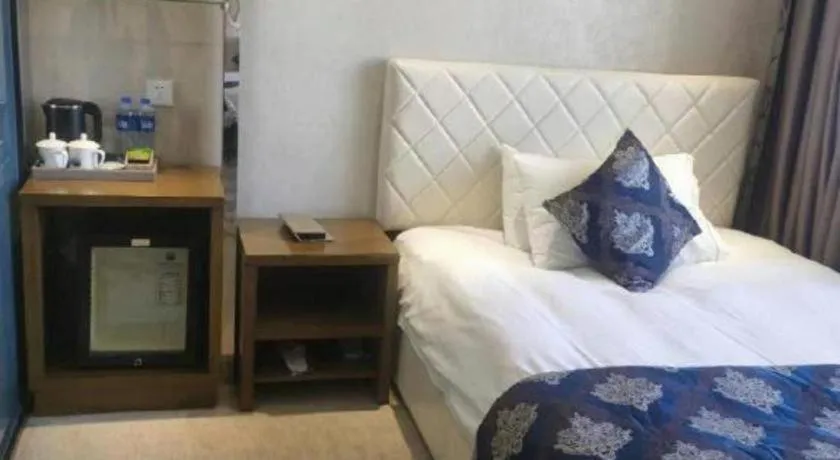 Bed in Nanjing Grand Da Qiao Hotel