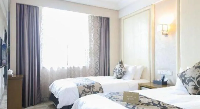 Bed in Nanjing Grand Da Qiao Hotel