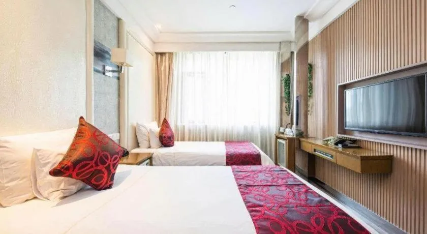 Bed in Nanjing Grand Da Qiao Hotel