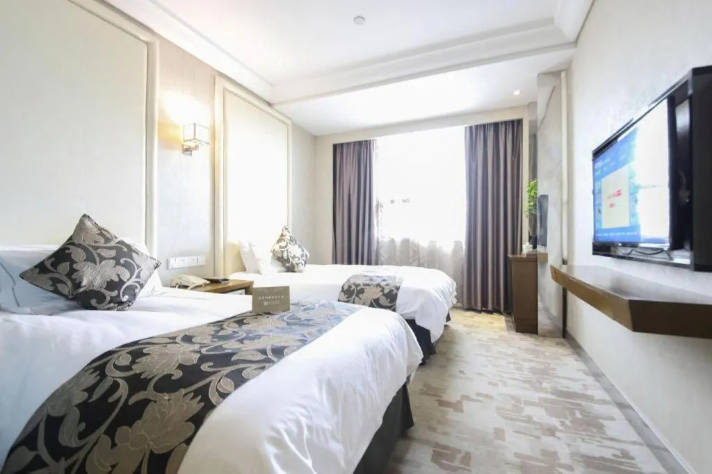 Bed in Nanjing Grand Da Qiao Hotel