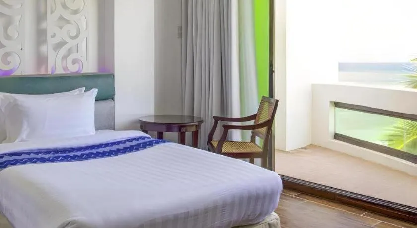 Bed in Vitalis White Sands