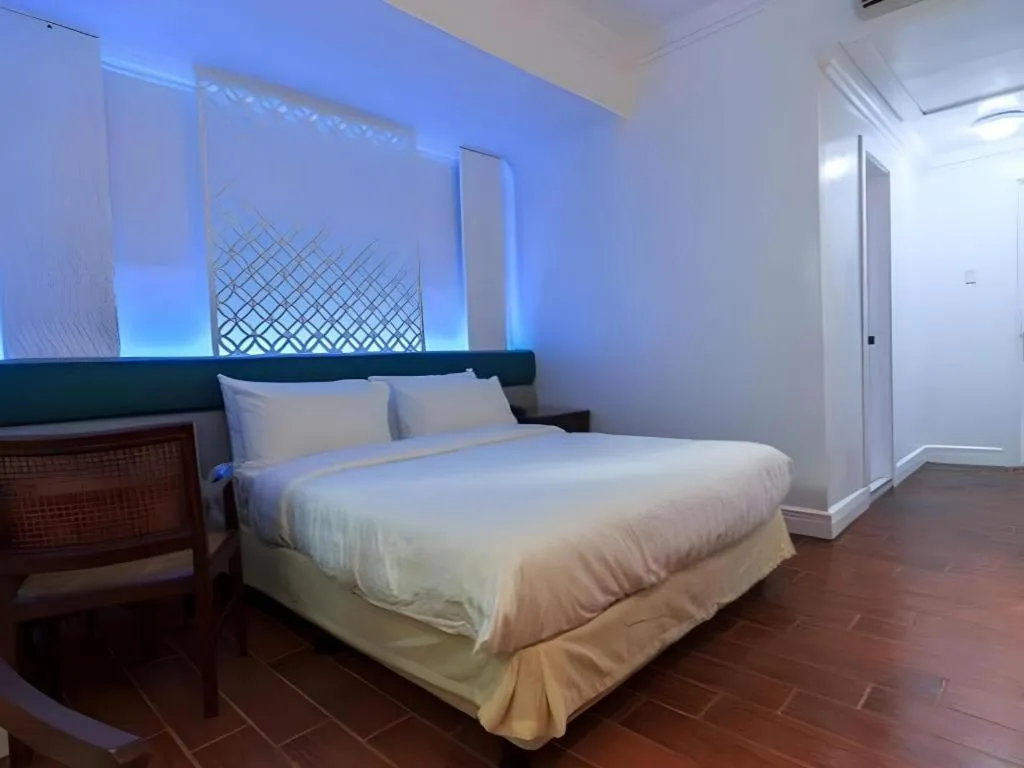 Bed in Vitalis White Sands