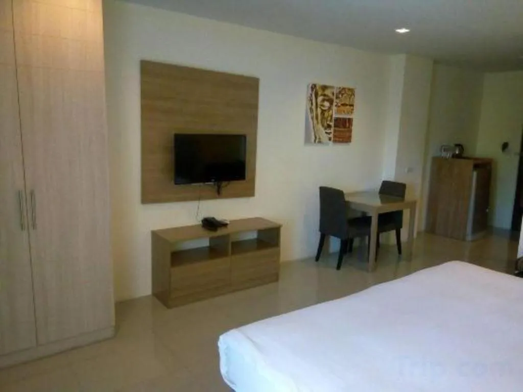 Bed in R-Con Hotel @ Siam