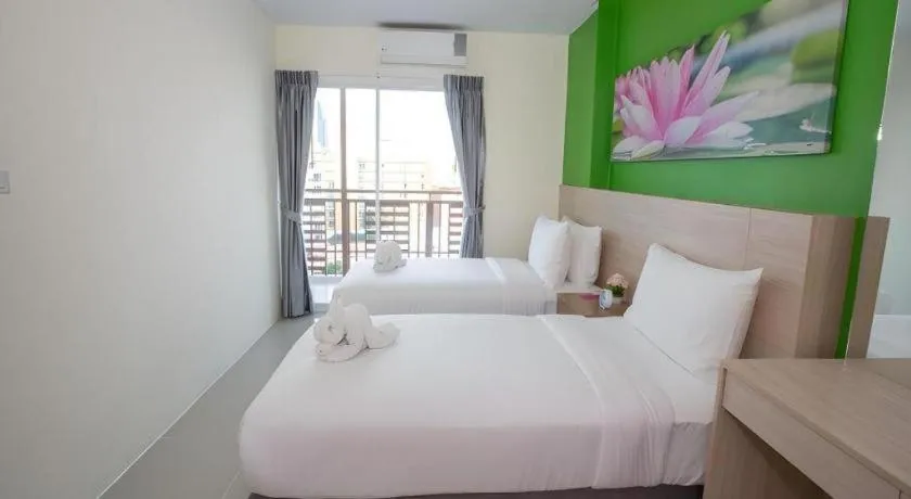 Bed in R-Con Hotel @ Siam