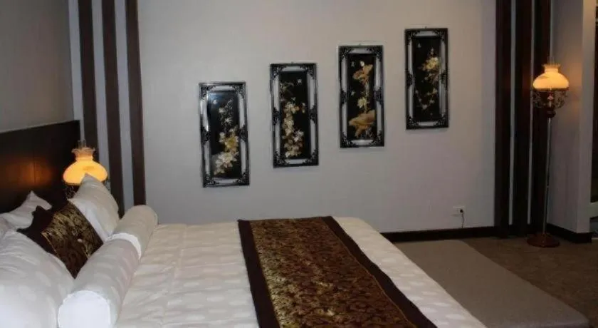 Bed in Draco - Thang Long Hotel