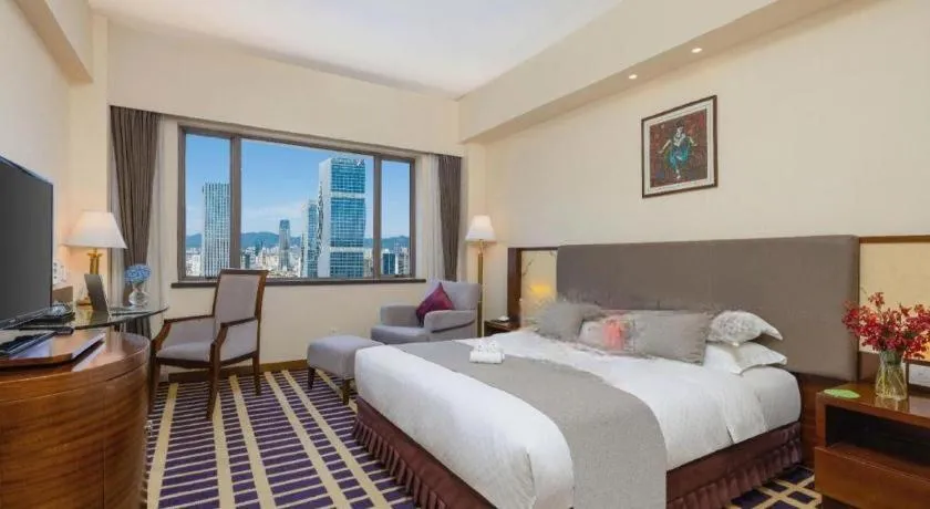 Bed in Kunming Jinjiang Hotel