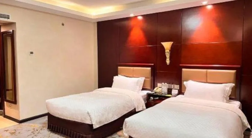 Bed in Kunming Jinjiang Hotel