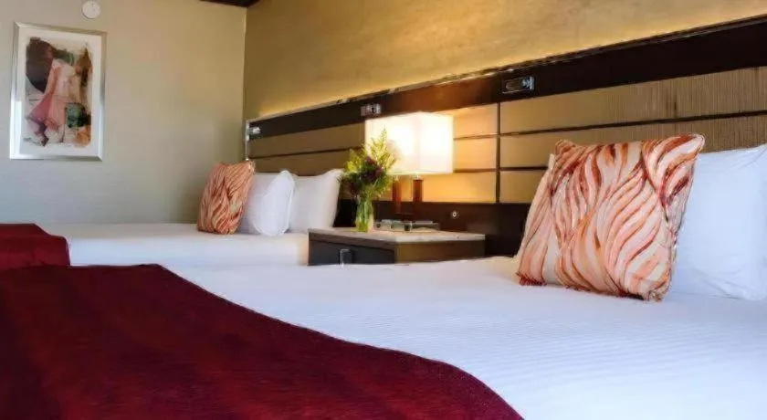 Bed in Ameristar Casino Hotel Kansas City