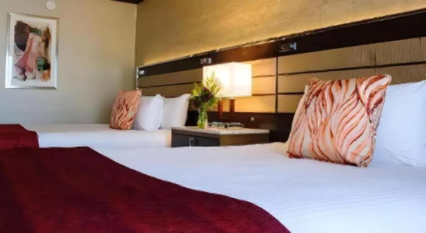 Bed in Ameristar Casino Hotel Kansas City