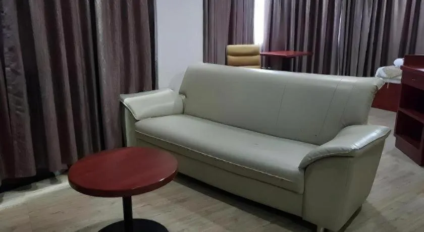 Cherry Midtown Hotel