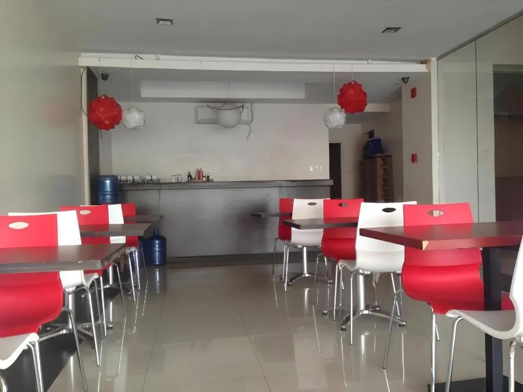 Cherry Midtown Hotel