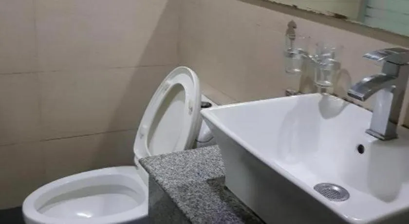 Cherry Midtown Hotel