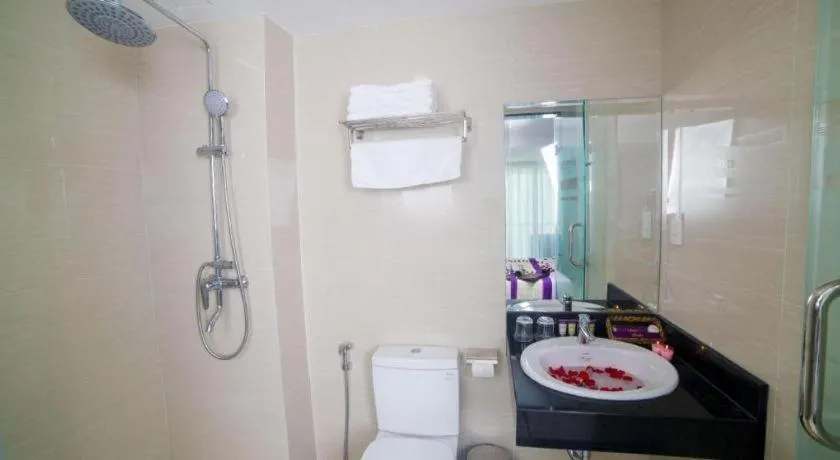 Lavender Nha Trang Hotel