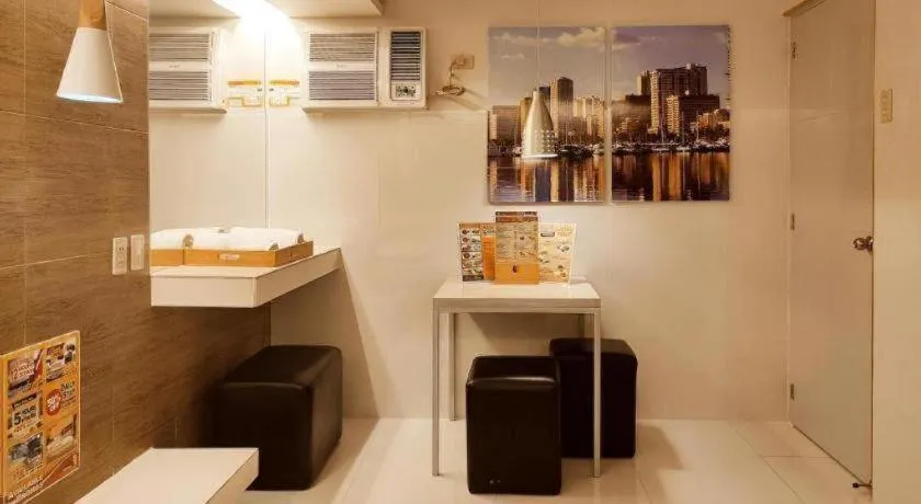 One Serenata Hotel General Trias