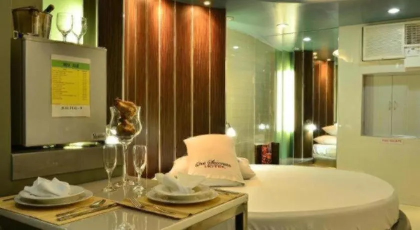 One Serenata Hotel General Trias