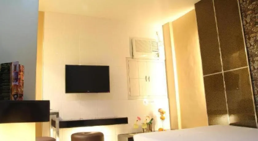 Bed in One Serenata Hotel General Trias