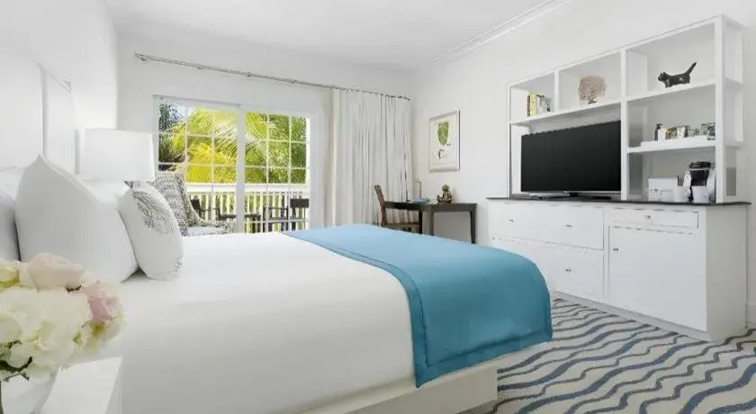 Bed in The Marker Key West Harbor Resort Bed in The Marker Key West Harbor Resort