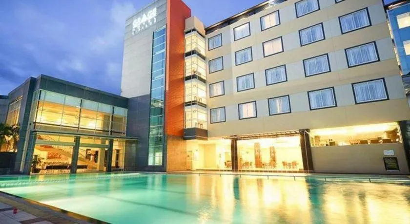 Grage Hotel Cirebon