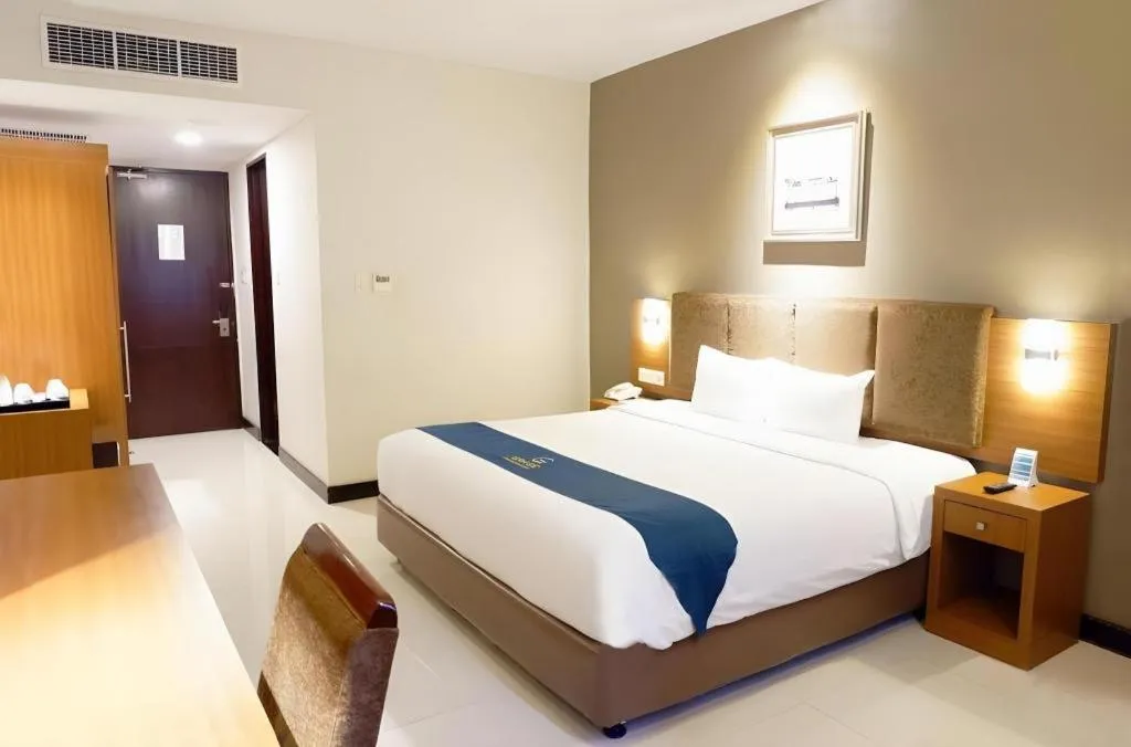 Bed in Grage Hotel Cirebon