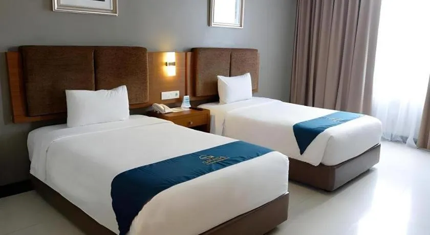 Bed in Grage Hotel Cirebon