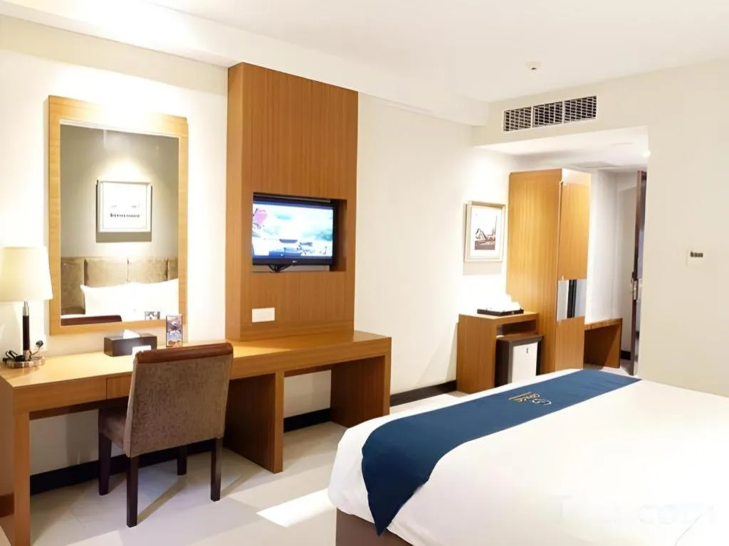 Bed in Grage Hotel Cirebon