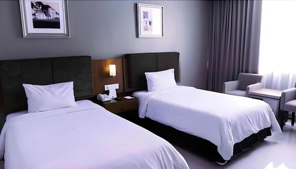 Bed in Grage Hotel Cirebon