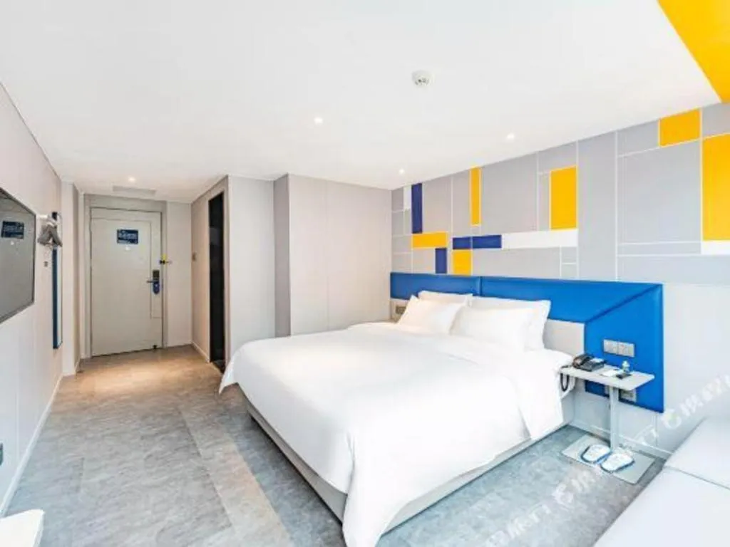 Bed in 7 Days Inn Guangzhou Shimao Center Jianshe Road