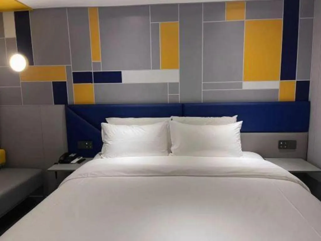 Bed in 7 Days Inn Guangzhou Shimao Center Jianshe Road