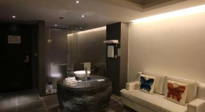 Grand Nest Hotel (Tang Jia Wan Beach)