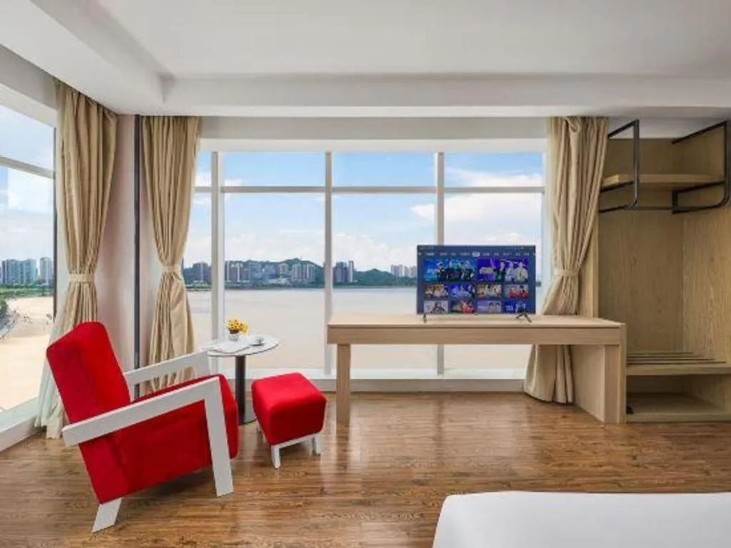 Grand Nest Hotel (Tang Jia Wan Beach)