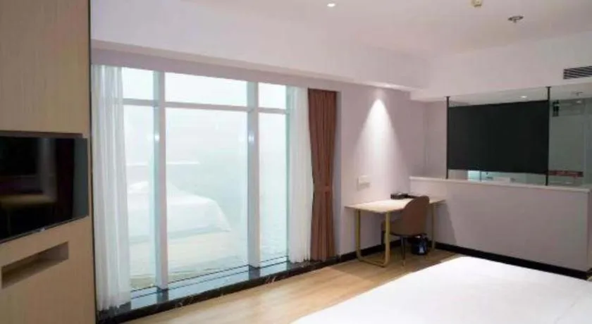 Bed in Grand Nest Hotel (Tang Jia Wan Beach)
