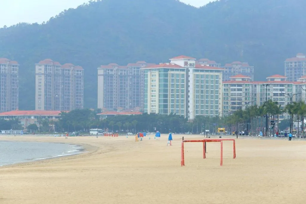Grand Nest Hotel (Tang Jia Wan Beach)
