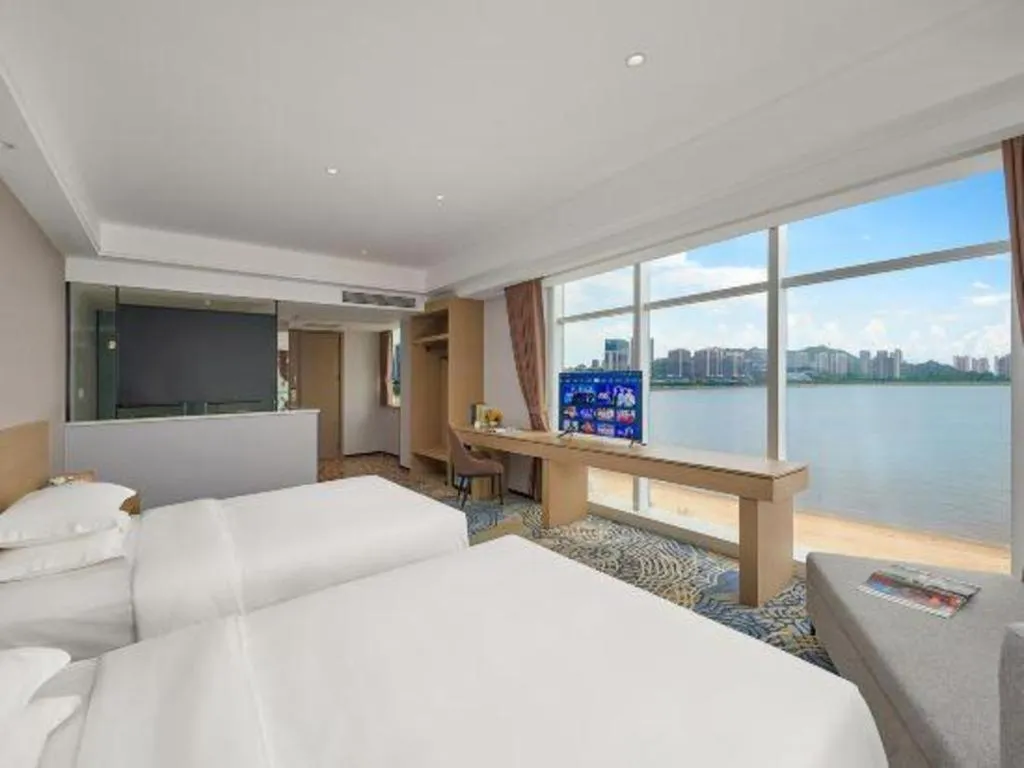 Bed in Grand Nest Hotel (Tang Jia Wan Beach)