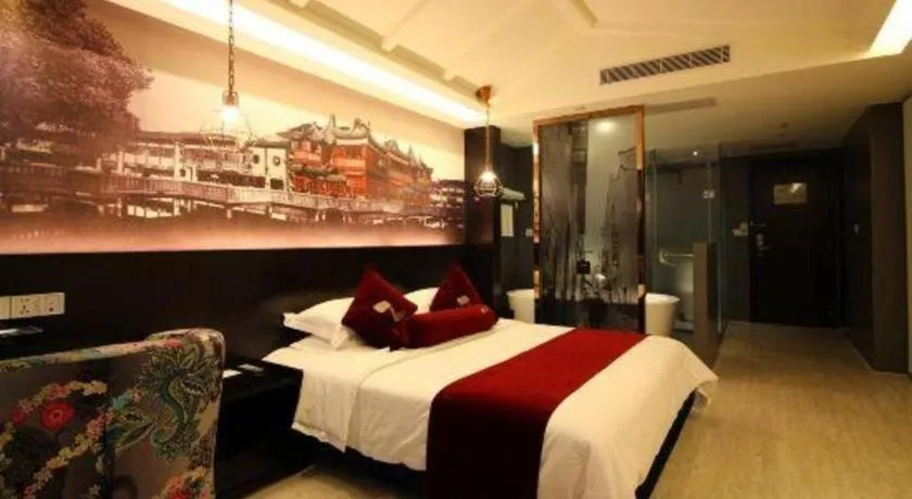 Bed in Grand Nest Hotel (Tang Jia Wan Beach)