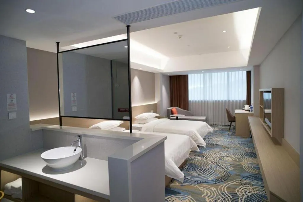 Bed in Grand Nest Hotel (Tang Jia Wan Beach)